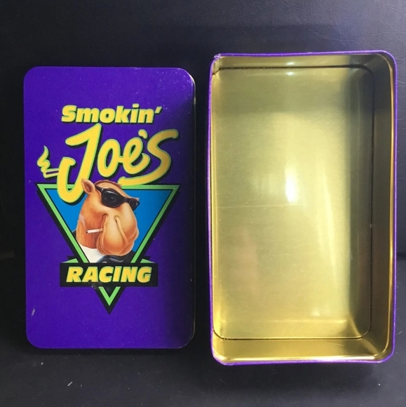 Camel, Winston, and Velvet - Cigar / cigarette / smoking - tins and lighters lot - Picture 5 of 16